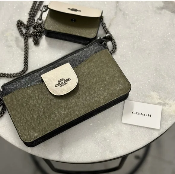 COACH limited crossbody bag - Picture 6 of 7